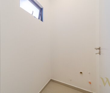 slide-4